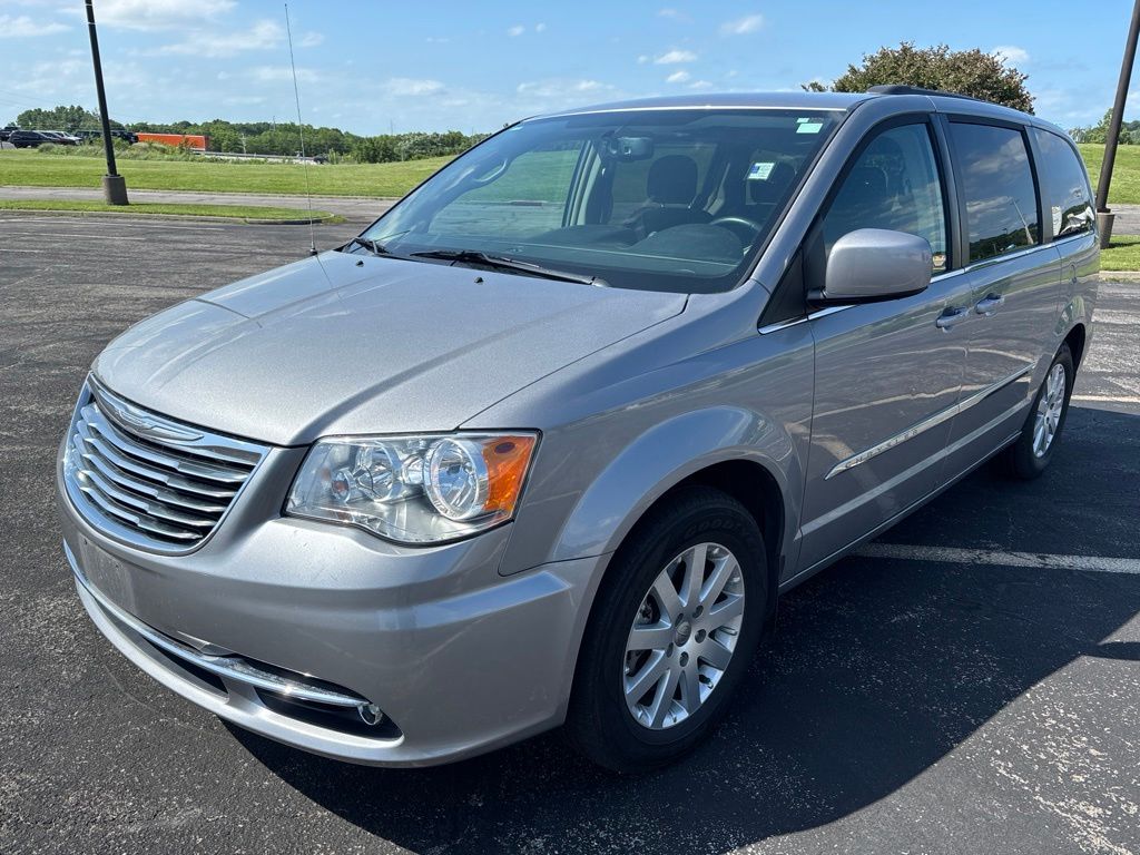 Billet Silver Metallic Clearcoat 2016 Chrysler Town & Country Touring FWD Minivan Front-Wheel Drive 6-Speed Automatic