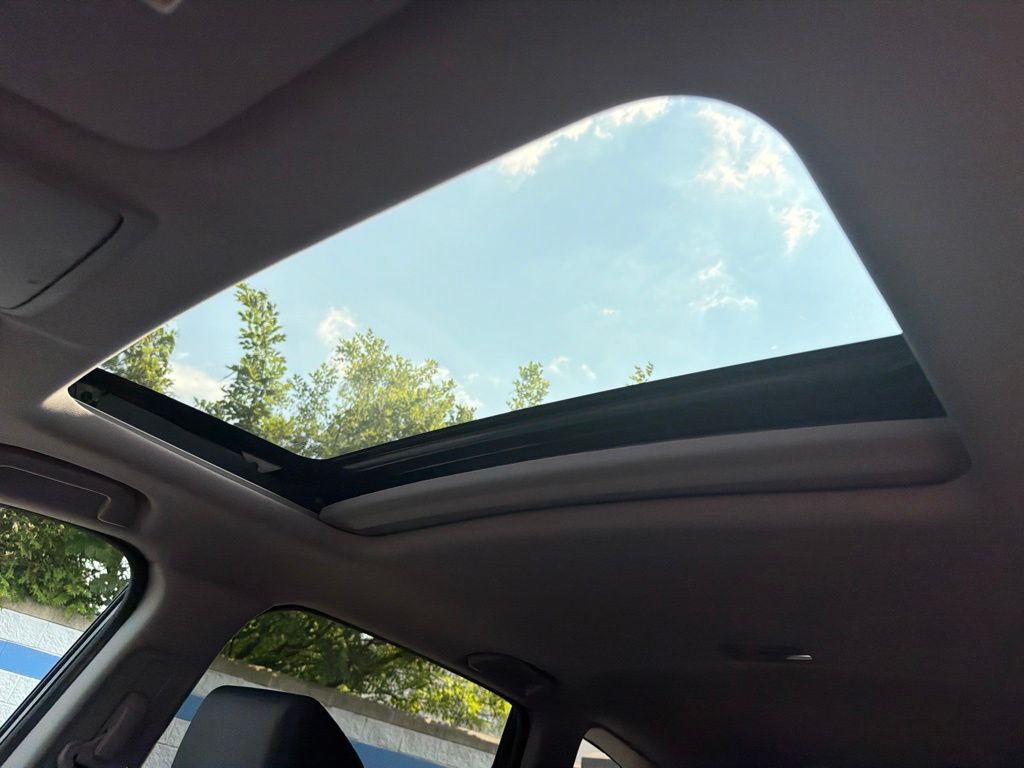 Thumbnail: 2021 Honda CR-V - 11
