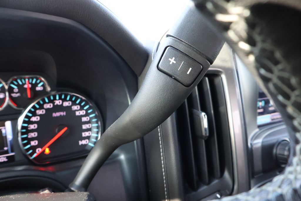 2018 Chevrolet Silverado 1500 LTZ 21