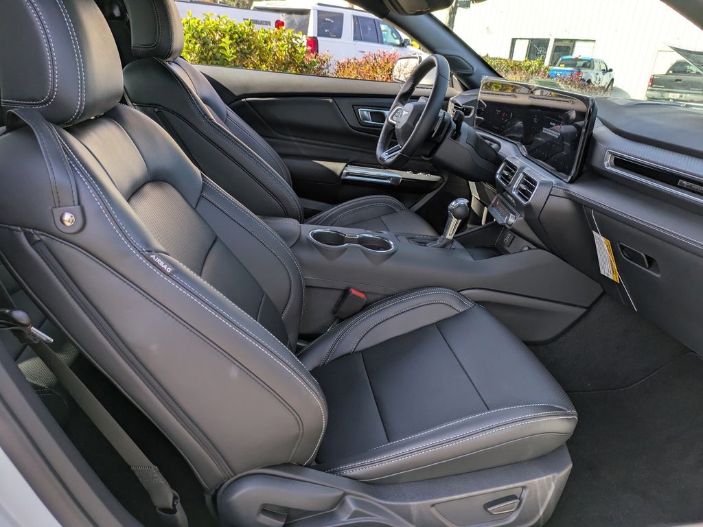 2025 Ford Mustang GT Premium Fastback