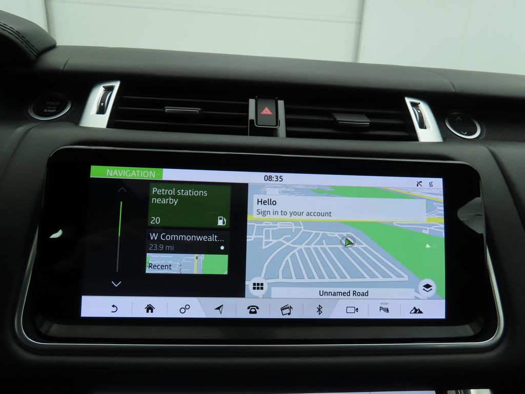 Thumbnail: 2019 Land Rover Range Rover Sport - 15