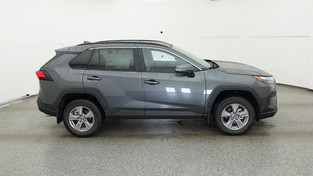 Thumbnail: 2025 Toyota RAV4 - 27