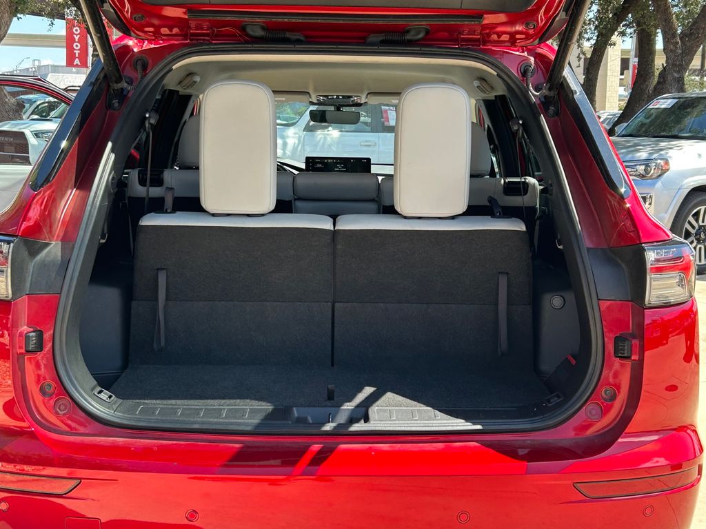 Used 2025 Mitsubishi Outlander SUV