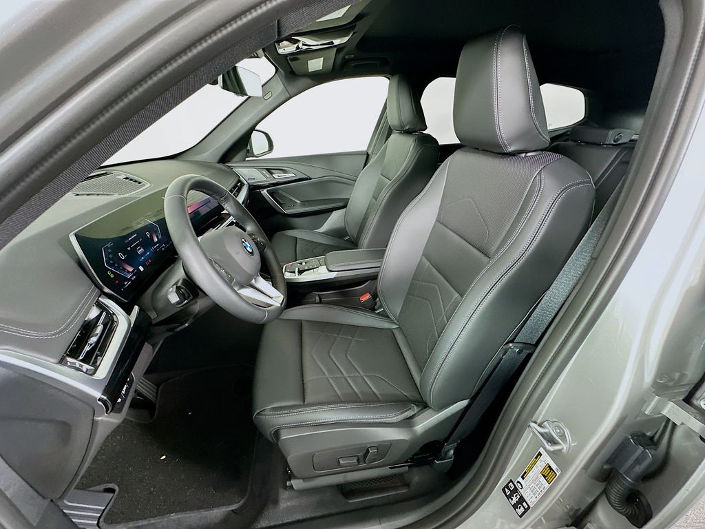 Thumbnail: 2026 BMW X1 - 16