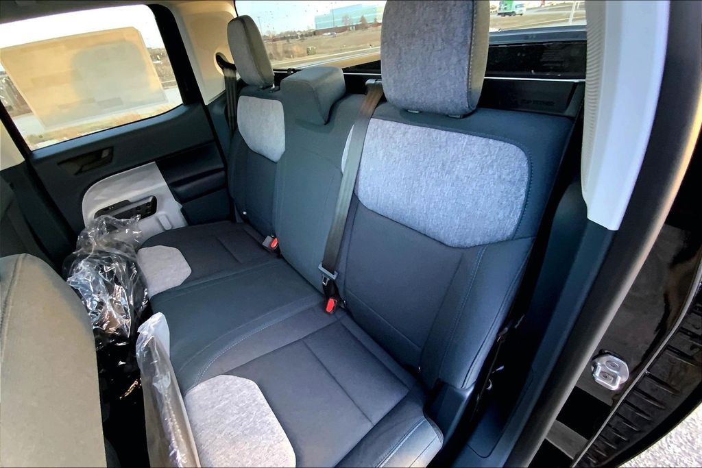 2026 Ford Maverick XLT - Photo 10