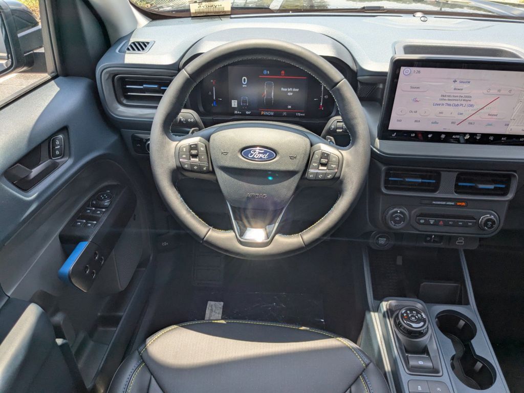 2025 Ford Maverick Lobo