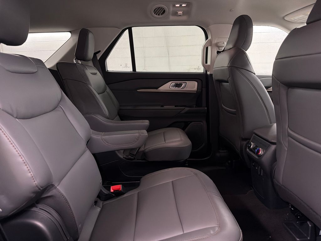 New 2026 Black Ford Active image 29