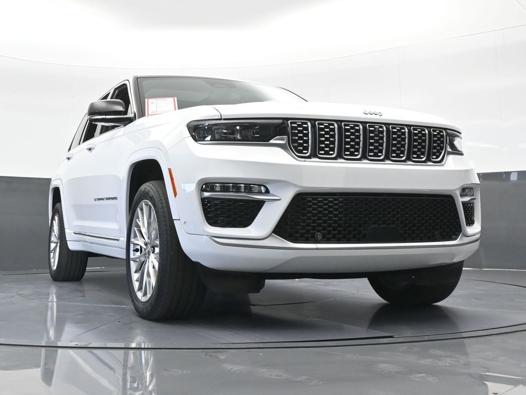 Used 2022 Bright White Clearcoat Jeep Summit image 75