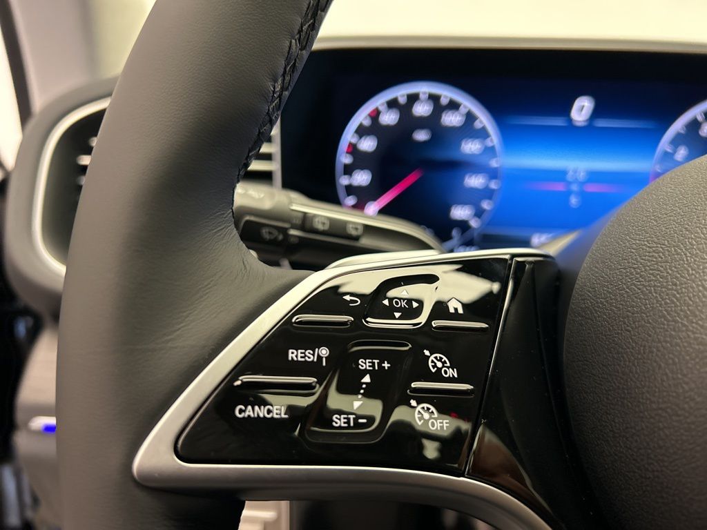 Thumbnail: 2026 Mercedes-Benz GLE - 14