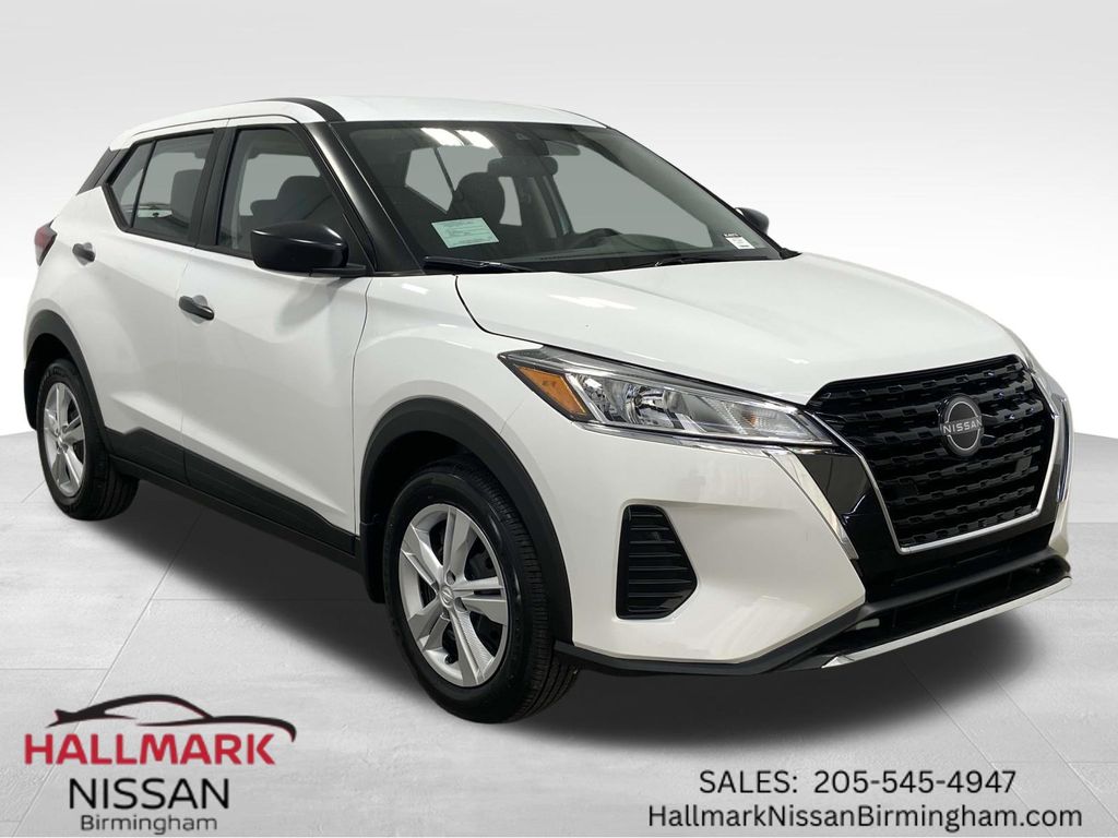 2025 Nissan Kicks Play S