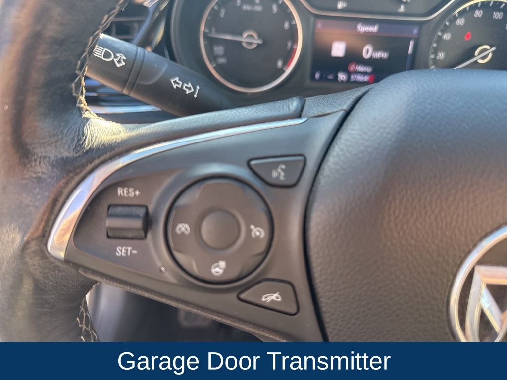 2019 Buick Regal TourX AWD Essence