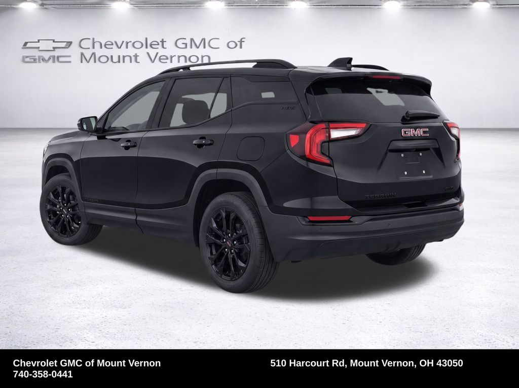 2022 GMC Terrain SLE - Image 3