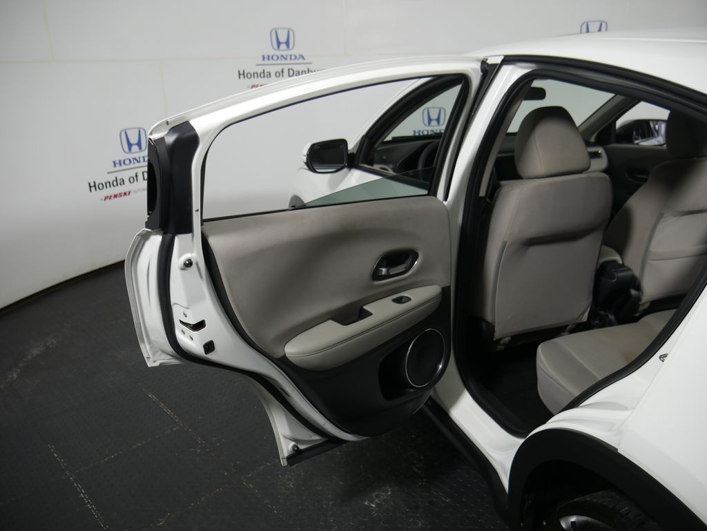 Thumbnail: 2017 Honda HR-V - 9