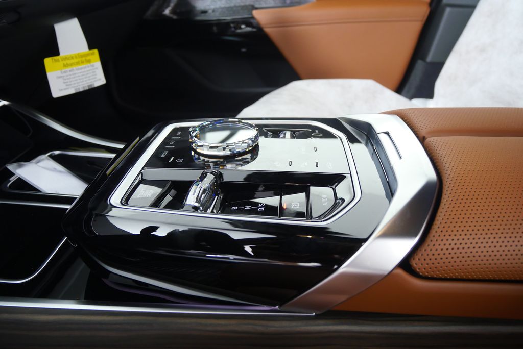 Thumbnail: 2026 BMW 7 Series - 23