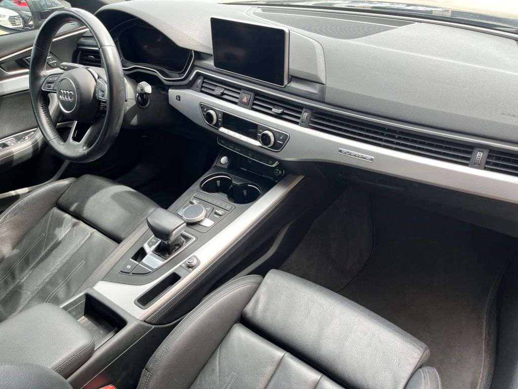 Thumbnail: 2019 Audi A4 - 25