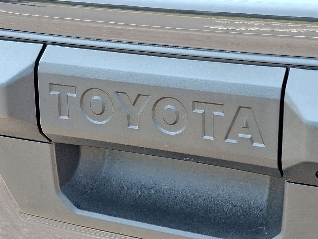 Thumbnail: 2025 Toyota Tacoma - 17