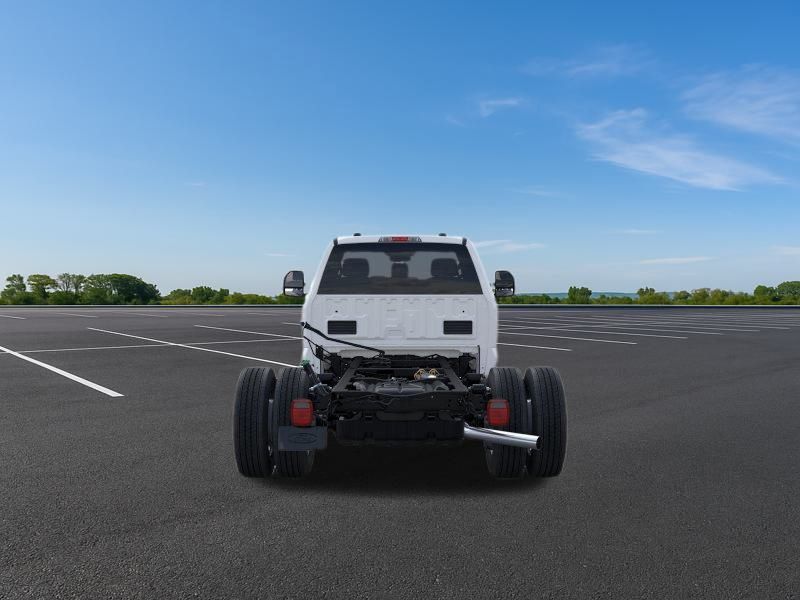 New 2025 Ford Super Duty F-600 Chassis Regular Cab (DRW) 169" Wheelbase XL