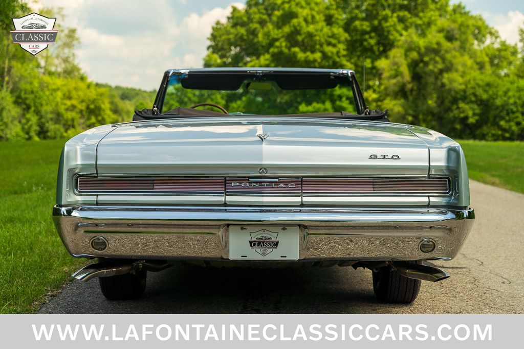 1964 Pontiac GTO 14