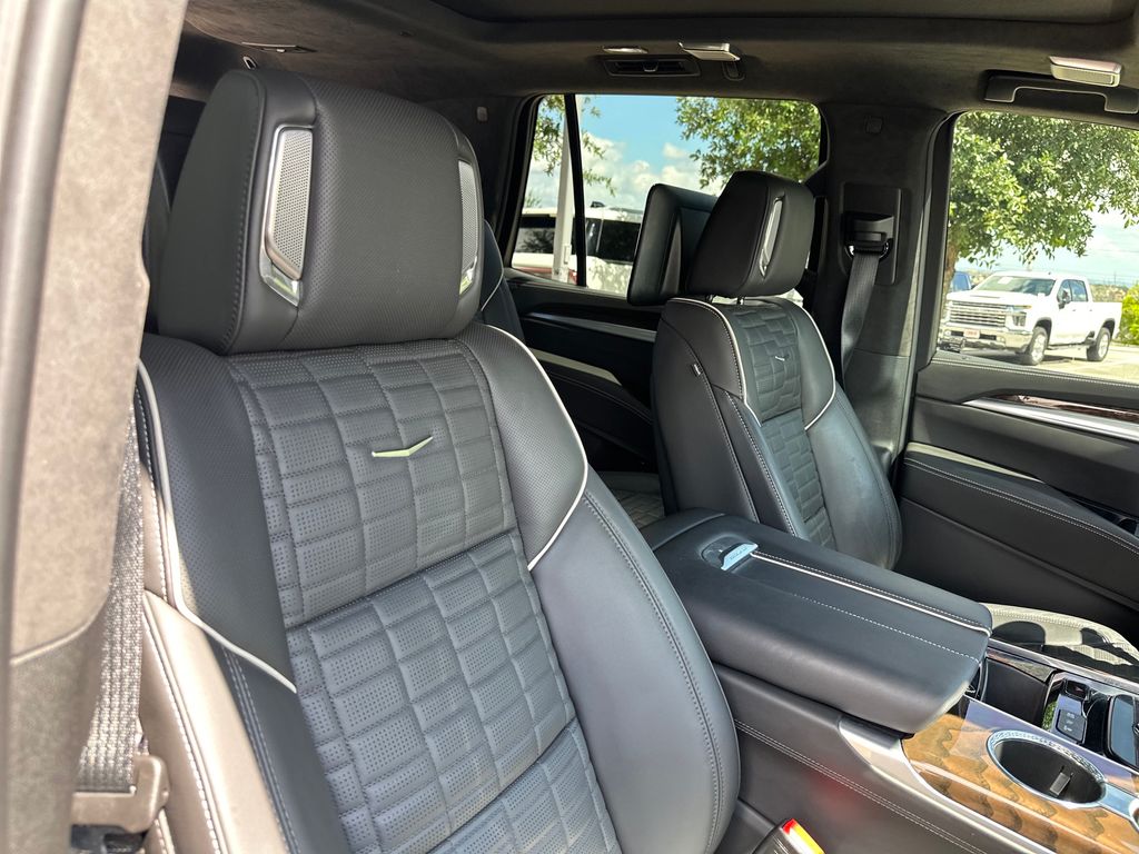Used Car 2025 Cadillac Escalade  Sport Platinum For Sale Under $120,000 In Austin, Texas