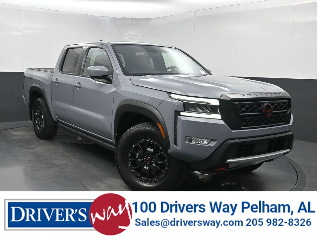 2023 Nissan Frontier PRO-4X Crew Cab 4WD