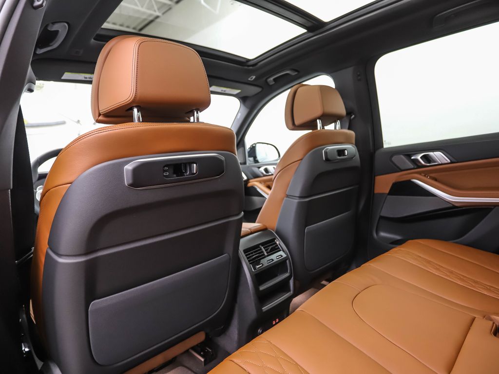 Thumbnail: 2026 BMW X5 - 20