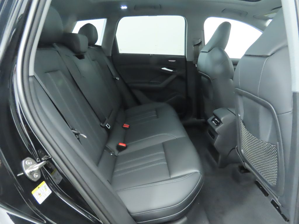 Thumbnail: 2025 Audi Q6 e-tron - 24