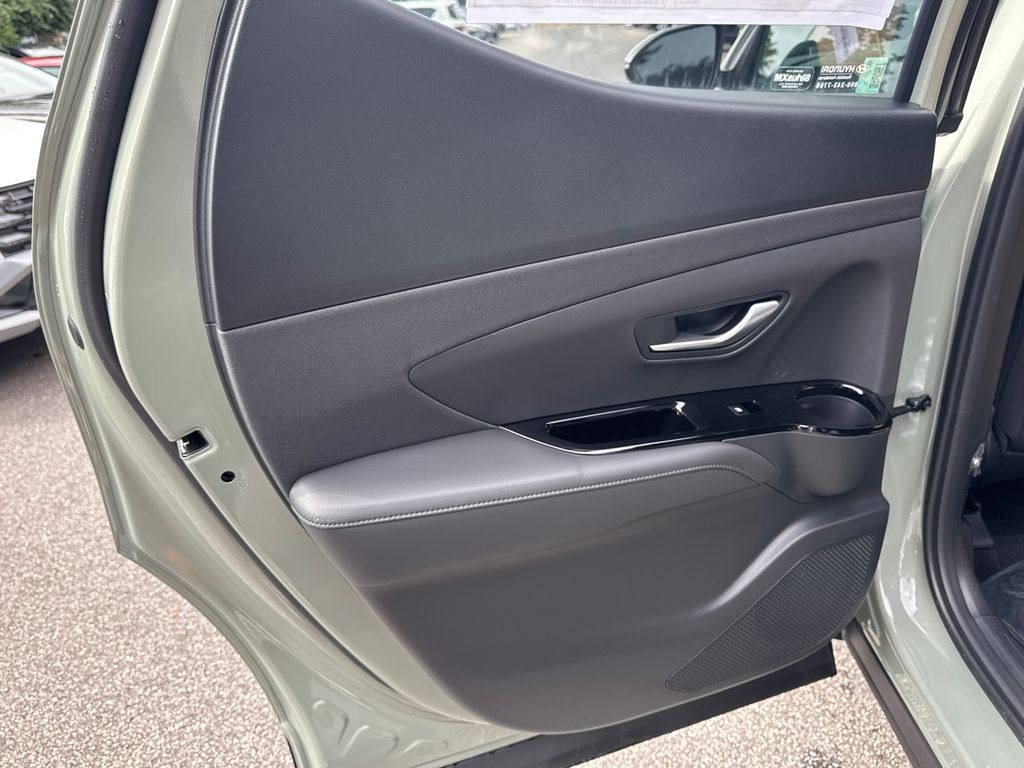 2025 Hyundai Santa Cruz SEL Activity photo 12