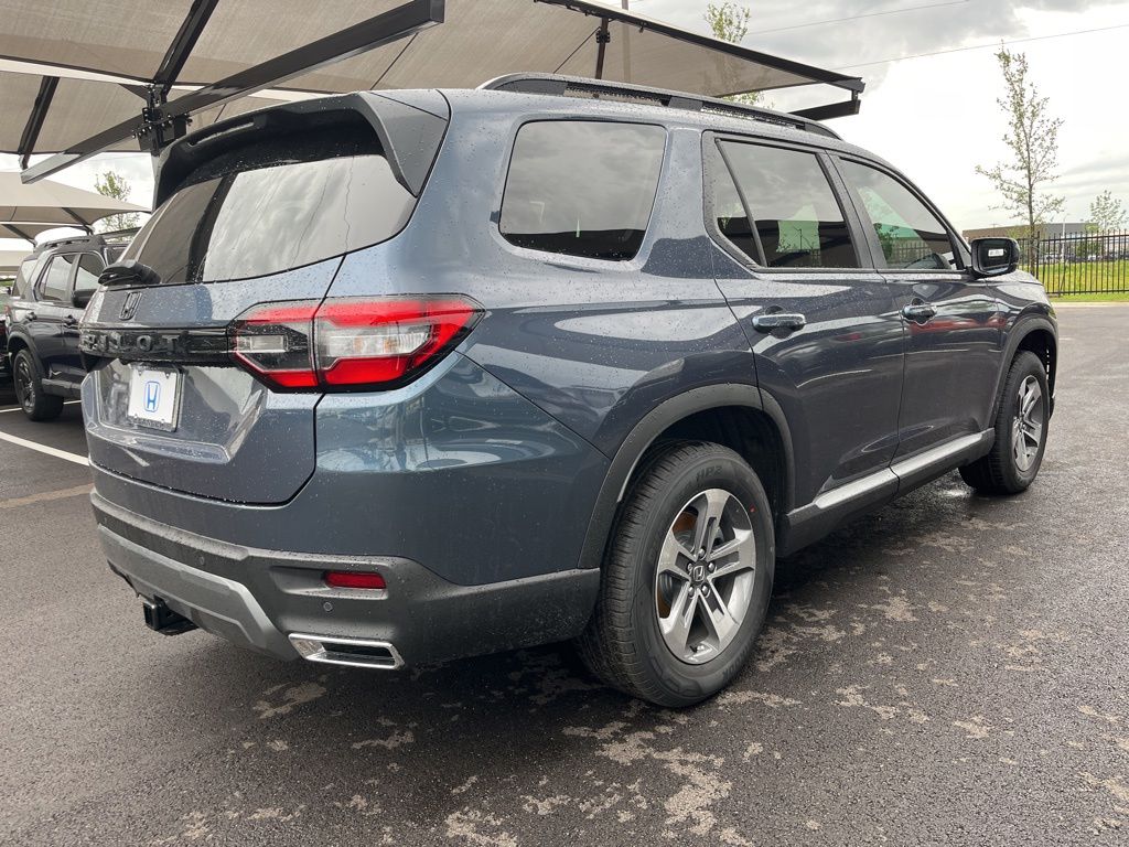 Thumbnail: 2026 Honda Pilot - 3