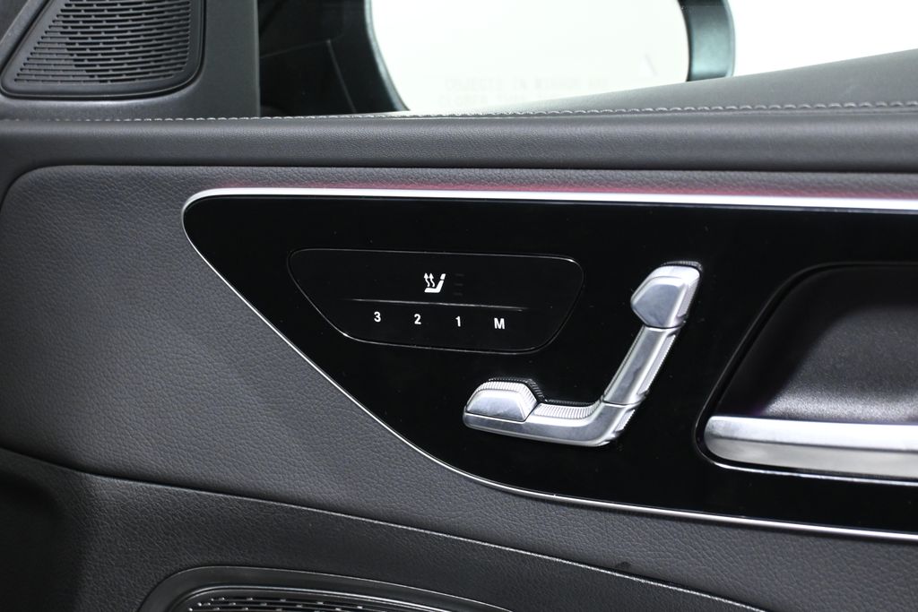 Thumbnail: 2025 Mercedes-Benz C-Class - 26