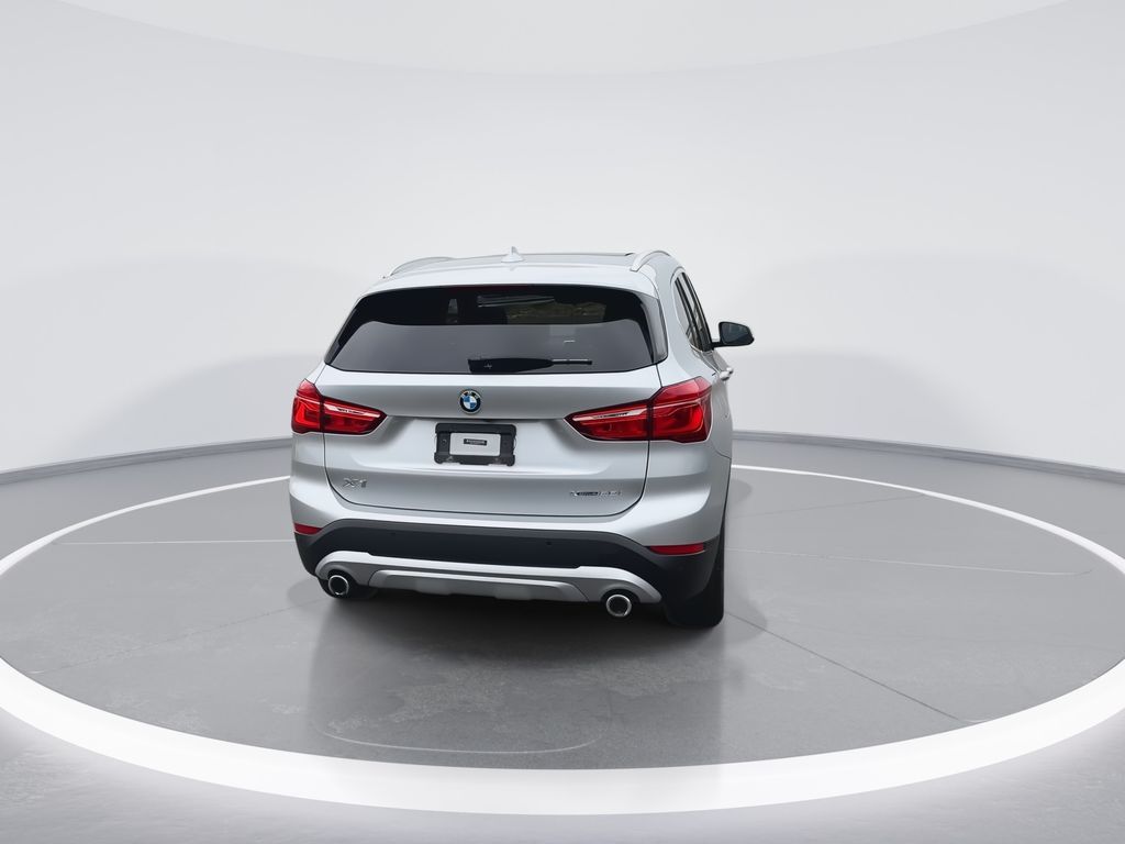 Thumbnail: 2021 BMW X1 - 7