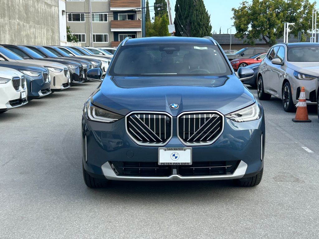 Thumbnail: 2026 BMW X3 - 8
