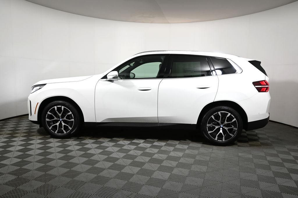 Thumbnail: 2026 BMW X3 - 2