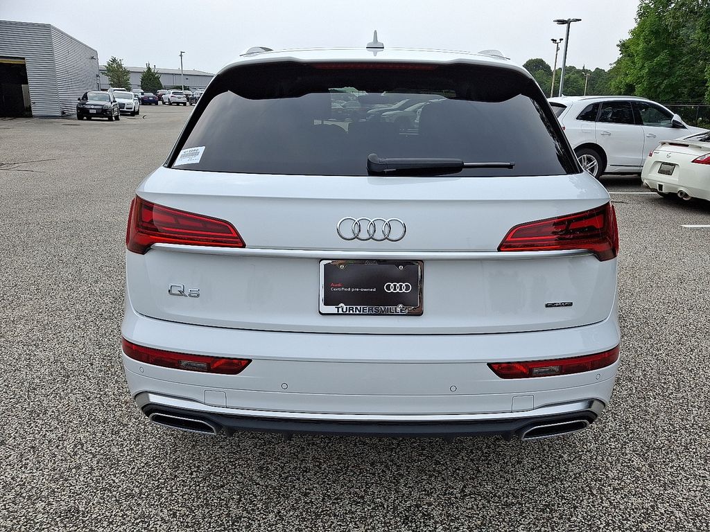 Thumbnail: 2022 Audi Q5 - 5