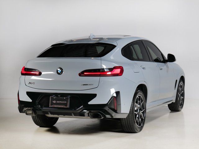 Used 2025 Gray BMW xDrive30i image 2