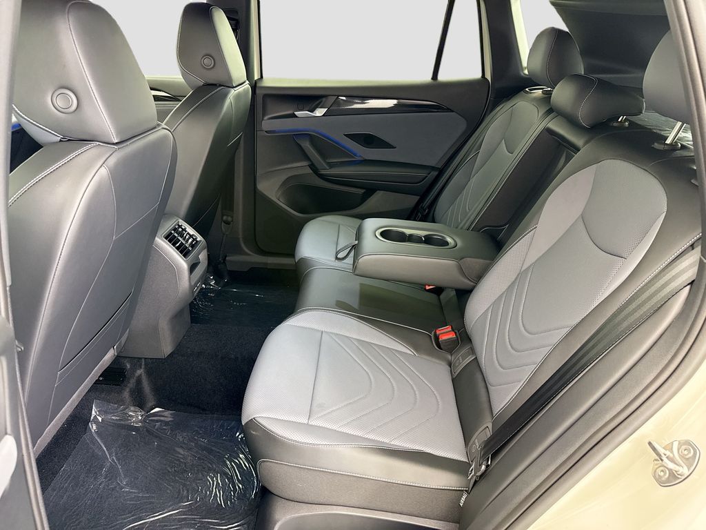 Thumbnail: 2026 Volkswagen Tiguan - 19