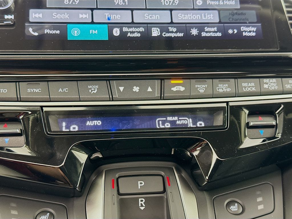 2025 Honda Odyssey EX-L photo