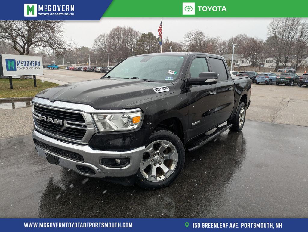 Diamond Black Crystal Pearlcoat 2019 RAM 1500 Big Horn Crew Cab 4WD Pickup Truck Four-Wheel Drive 8-Speed Automatic