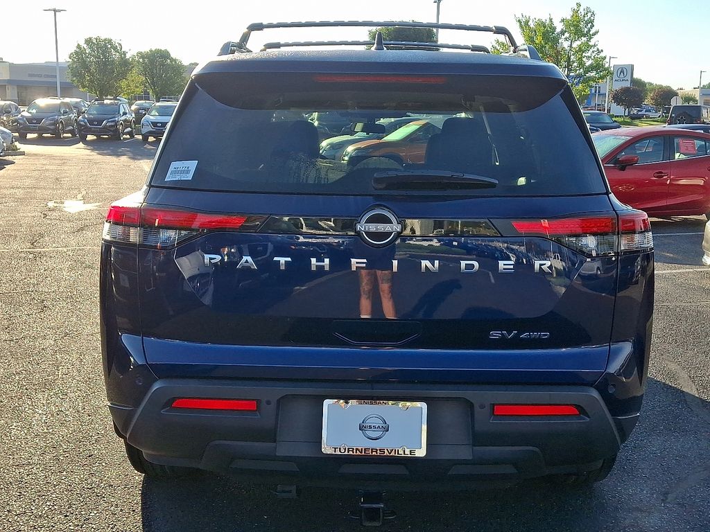 Thumbnail: 2022 Nissan Pathfinder - 5