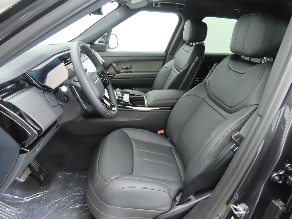 Thumbnail: 2026 Land Rover Range Rover Sport - 19