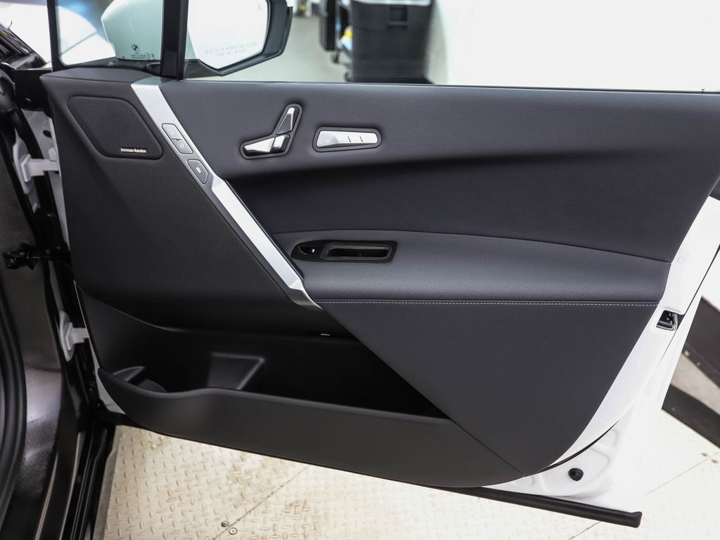 Thumbnail: 2026 BMW iX - 29