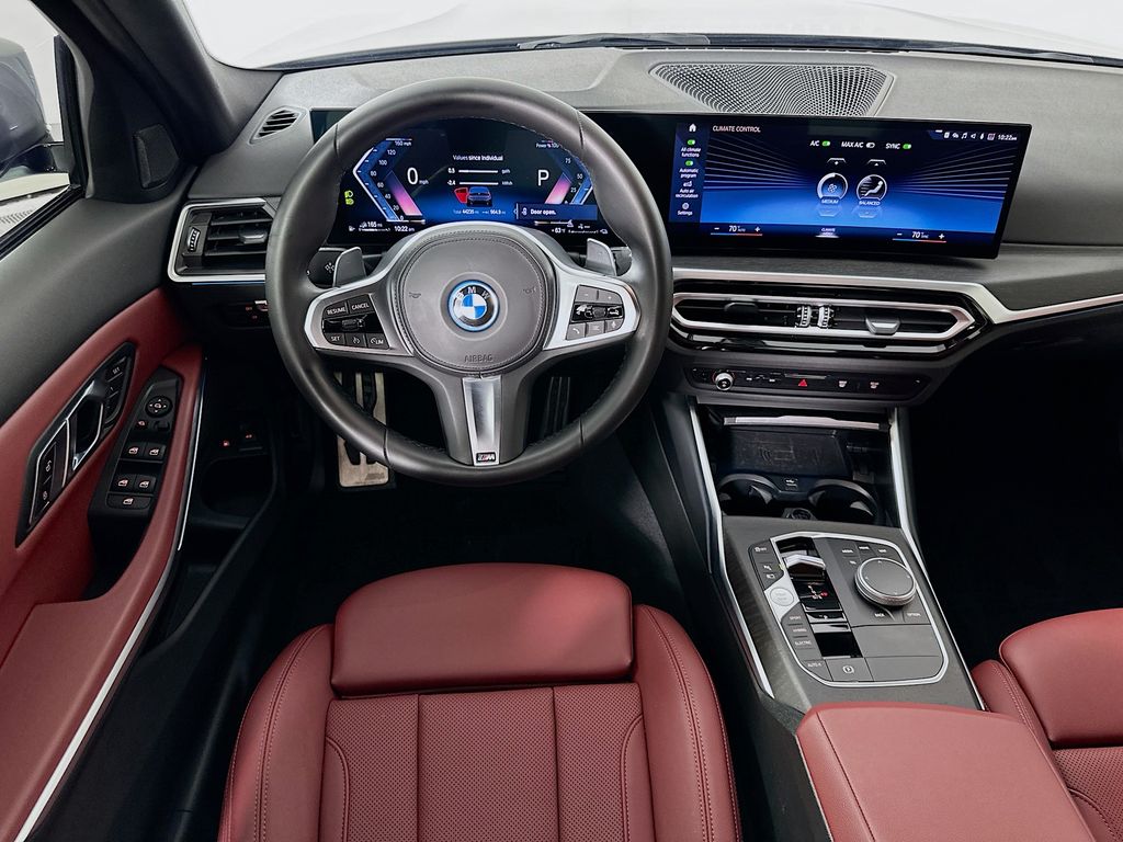 Thumbnail: 2023 BMW 3 Series - 23