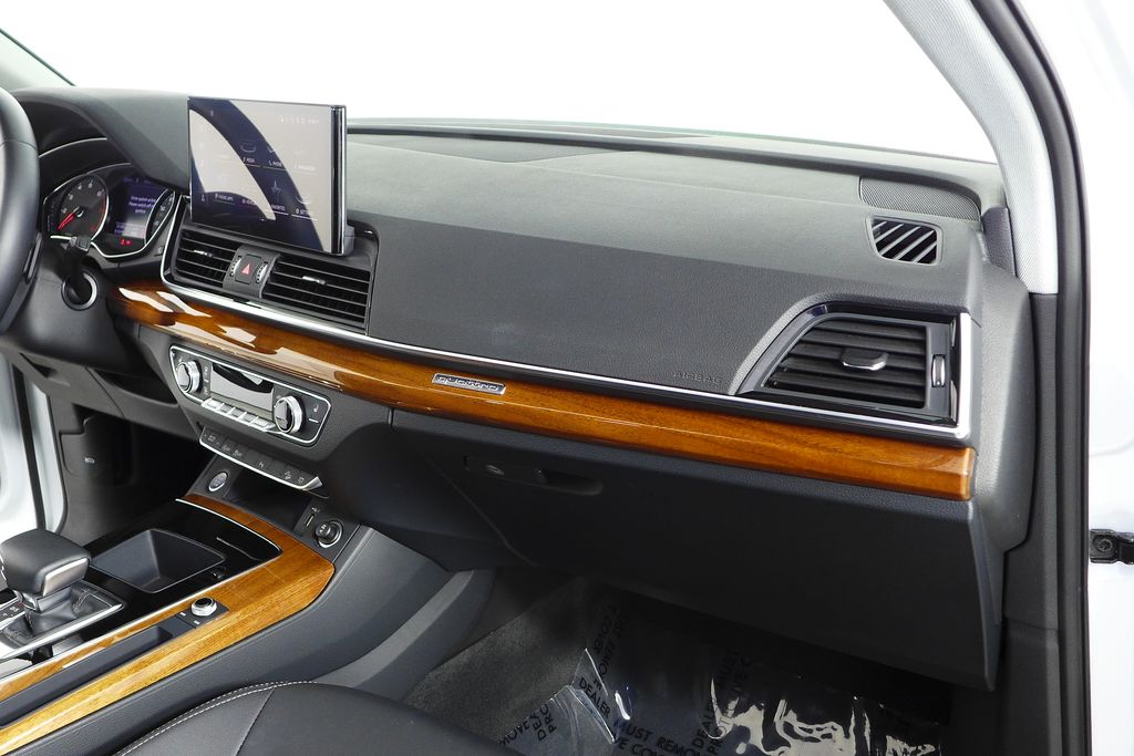 Thumbnail: 2023 Audi Q5 - 14