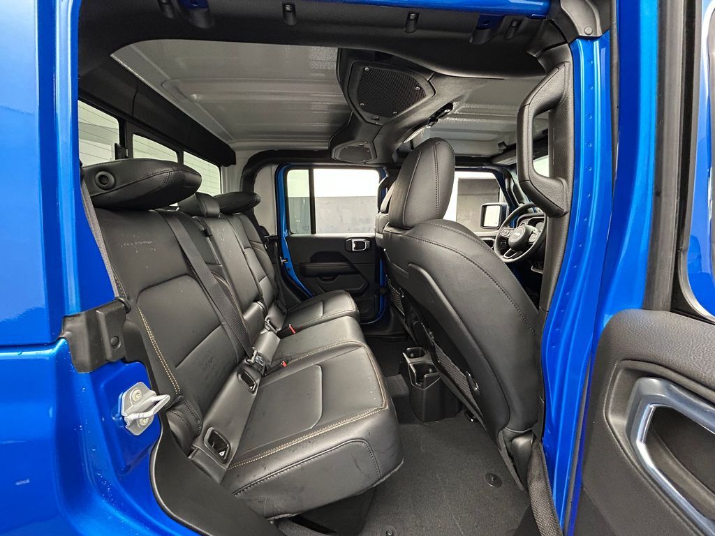 New 2026 Hydro Blue Pearlcoat Jeep Sahara image 36