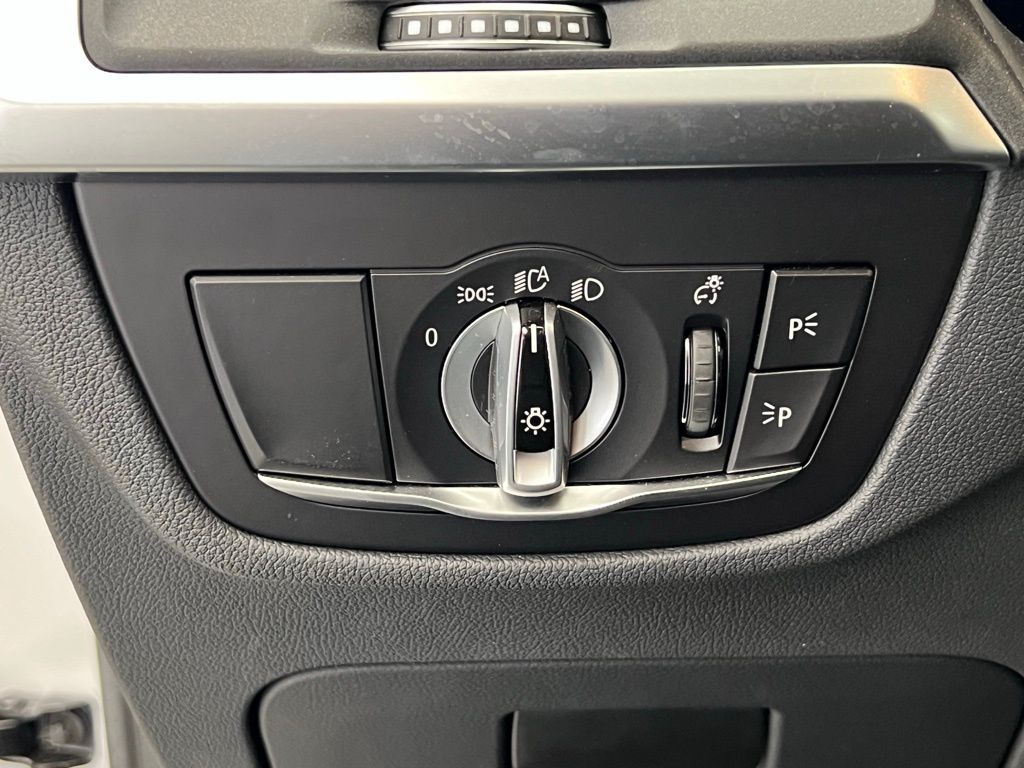 Thumbnail: 2024 BMW X3 - 16