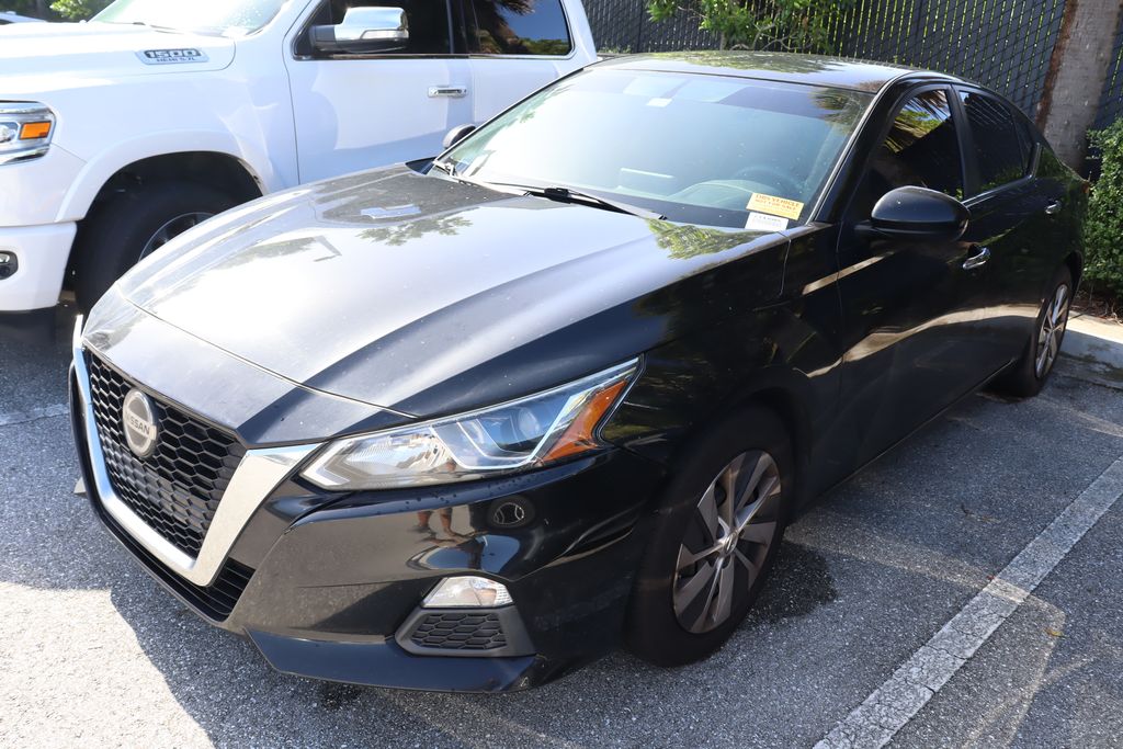 Thumbnail: 2019 Nissan Altima - 2