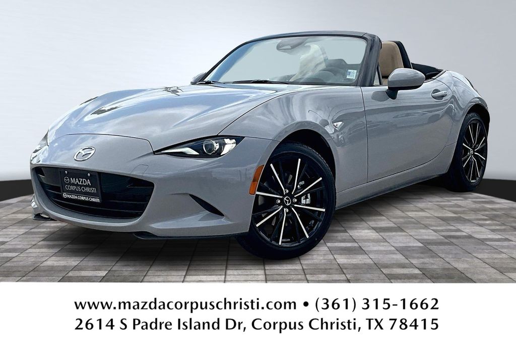 Aero Gray Metallic 2026 Mazda MX-5 Miata Convertible Rear-Wheel Drive 6-Speed Manual