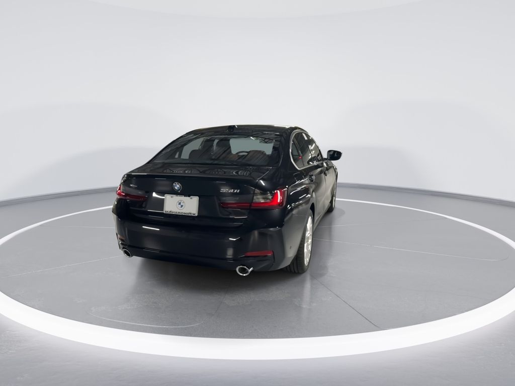 Thumbnail: 2025 BMW 3 Series - 7
