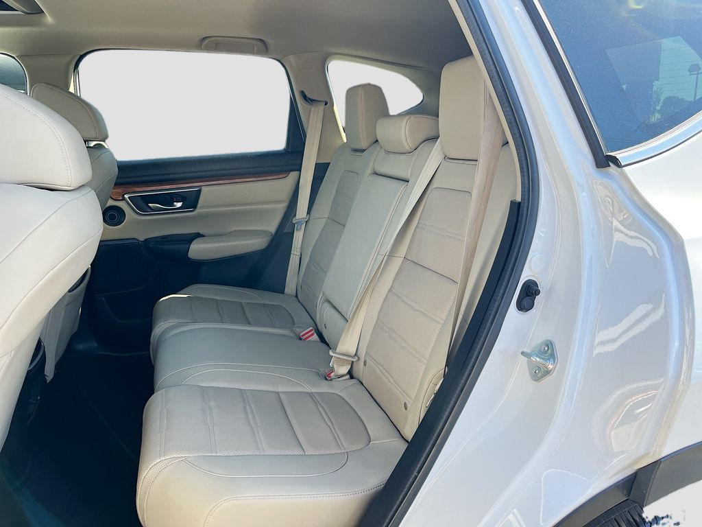 Used 2022 White Honda Touring image 25