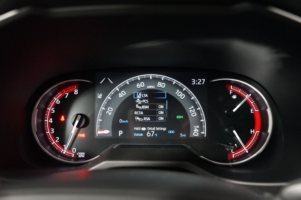 Thumbnail: 2025 Toyota RAV4 - 15