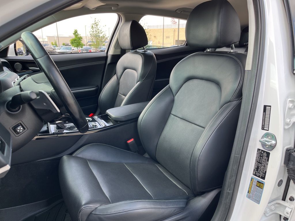 2019 Kia Stinger Premium 24